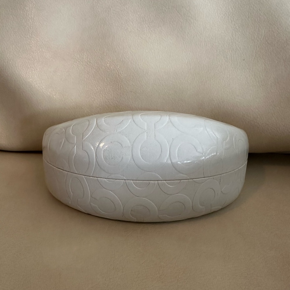 Coach Scarlet HC 8027 Blush Pink Gradient Sunglasses L902 EUC w/ Case & Cloth - Picture 11 of 12